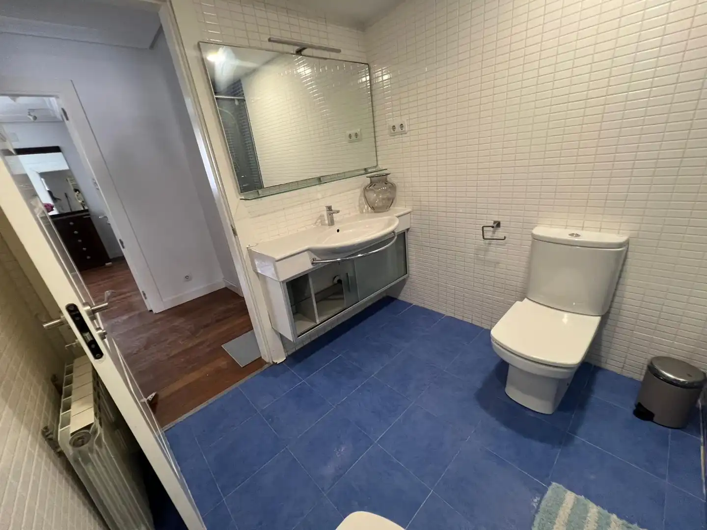 Bathroom of Houses for share in Madrid  with Heating, Terrace and Swimming Pool