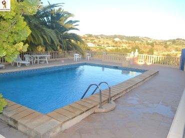 Appartement compact avec piscine à louer à Benissa pueblo