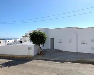 Vista exterior de Casa o xalet en venda en Mojácar amb Aire condicionat, Calefacció i Jardí privat