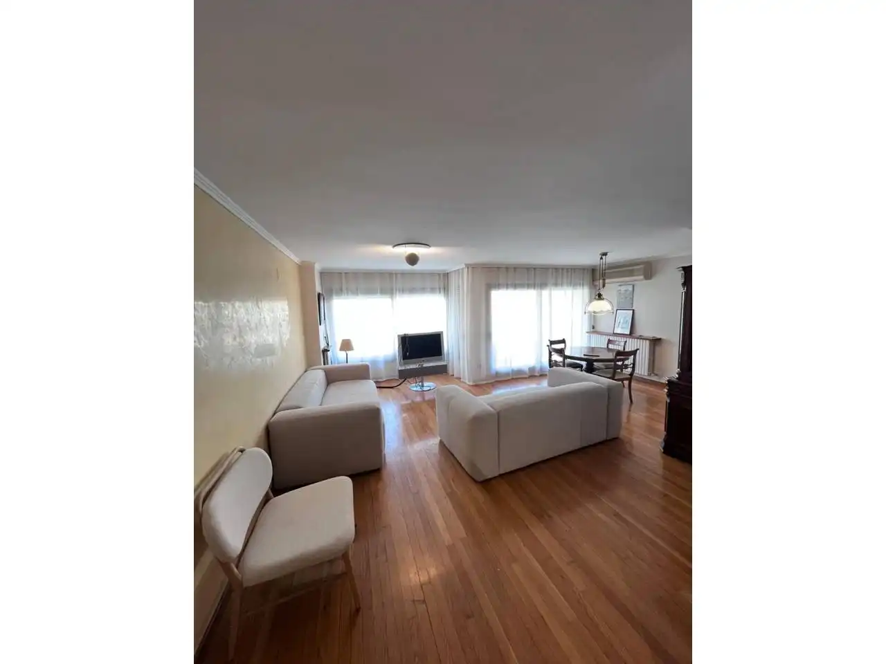 Flat for rent in Travesia Carril, Eixample Nord