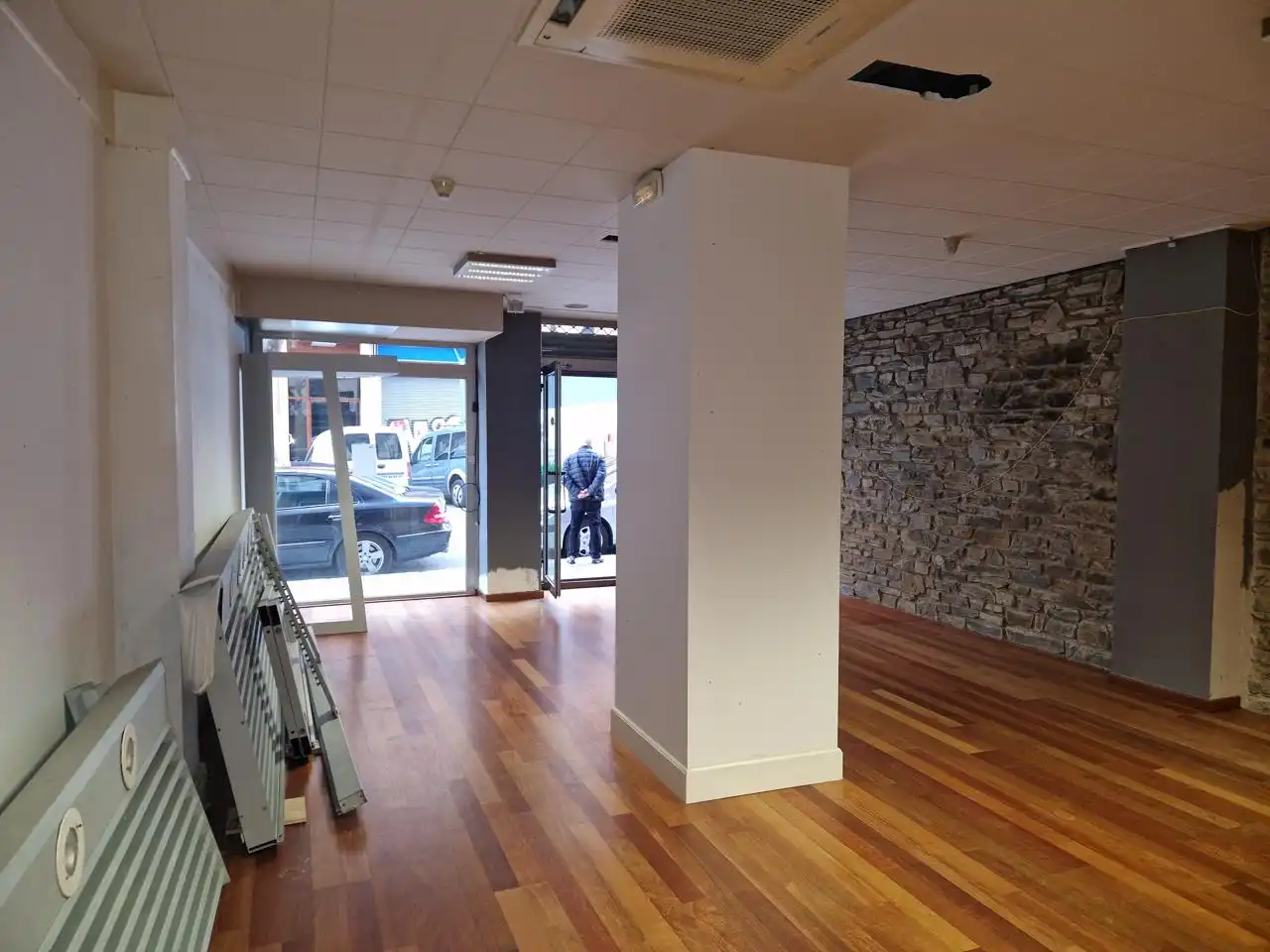 Local comercial en venda a Carrer dels Caputxins, imagen 5