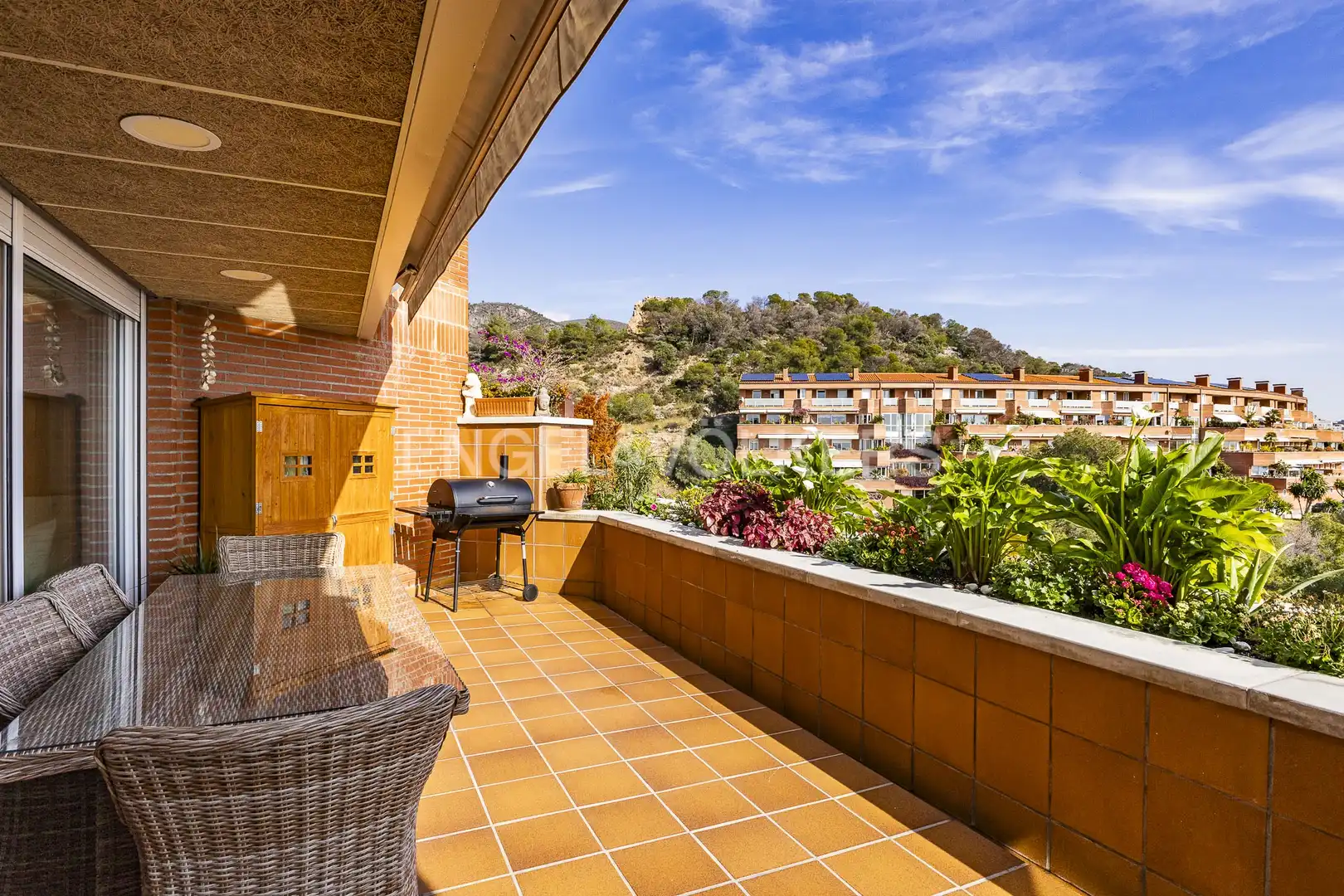 Duplex with terrace for sale in Les Botigues de Sitges, imagen 4