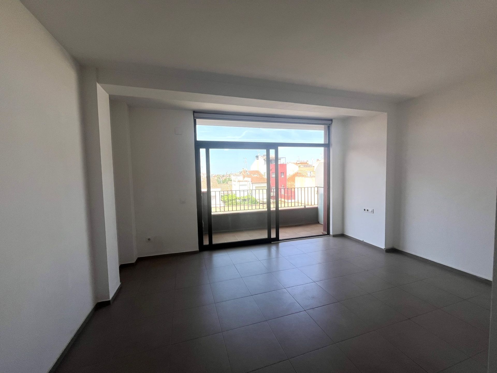 Study to rent in Terrassa  with Storage room