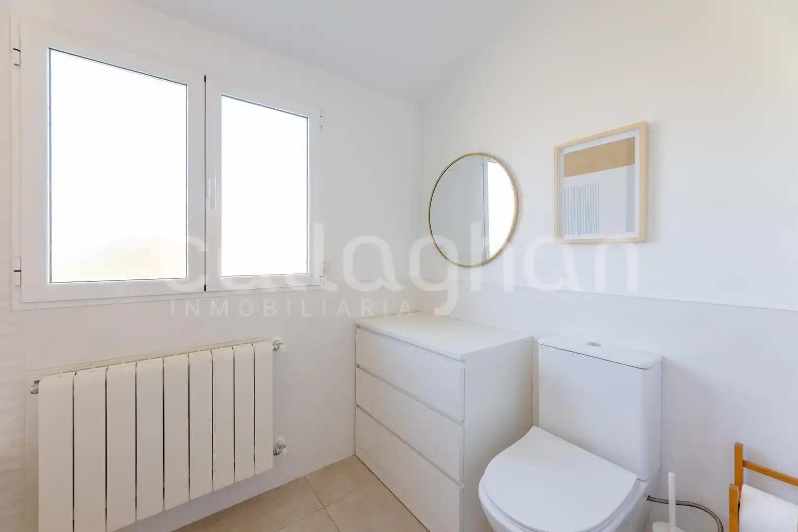 Habitación de Casa adosada en venta en Rocafort con Aire acondicionado, Calefacción y Jardín privado