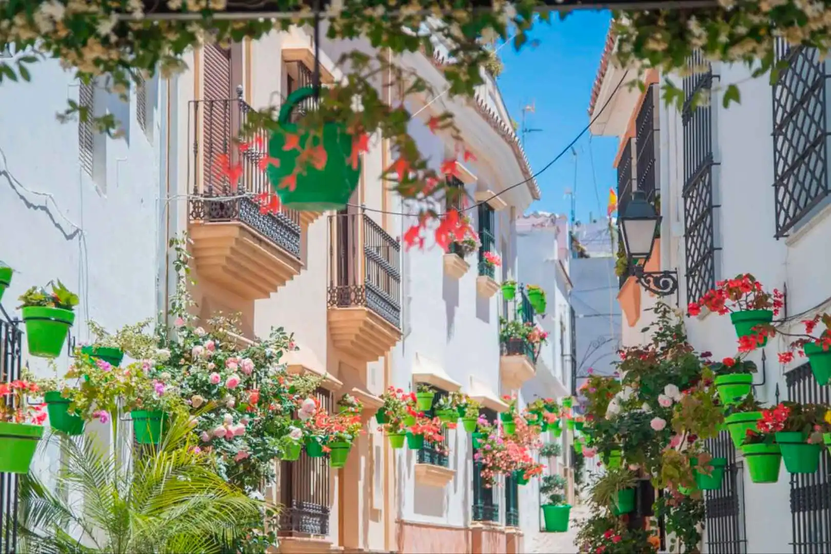 Vista exterior de Apartamento en venta en Estepona con Aire acondicionado, Jardín privado y Terraza
