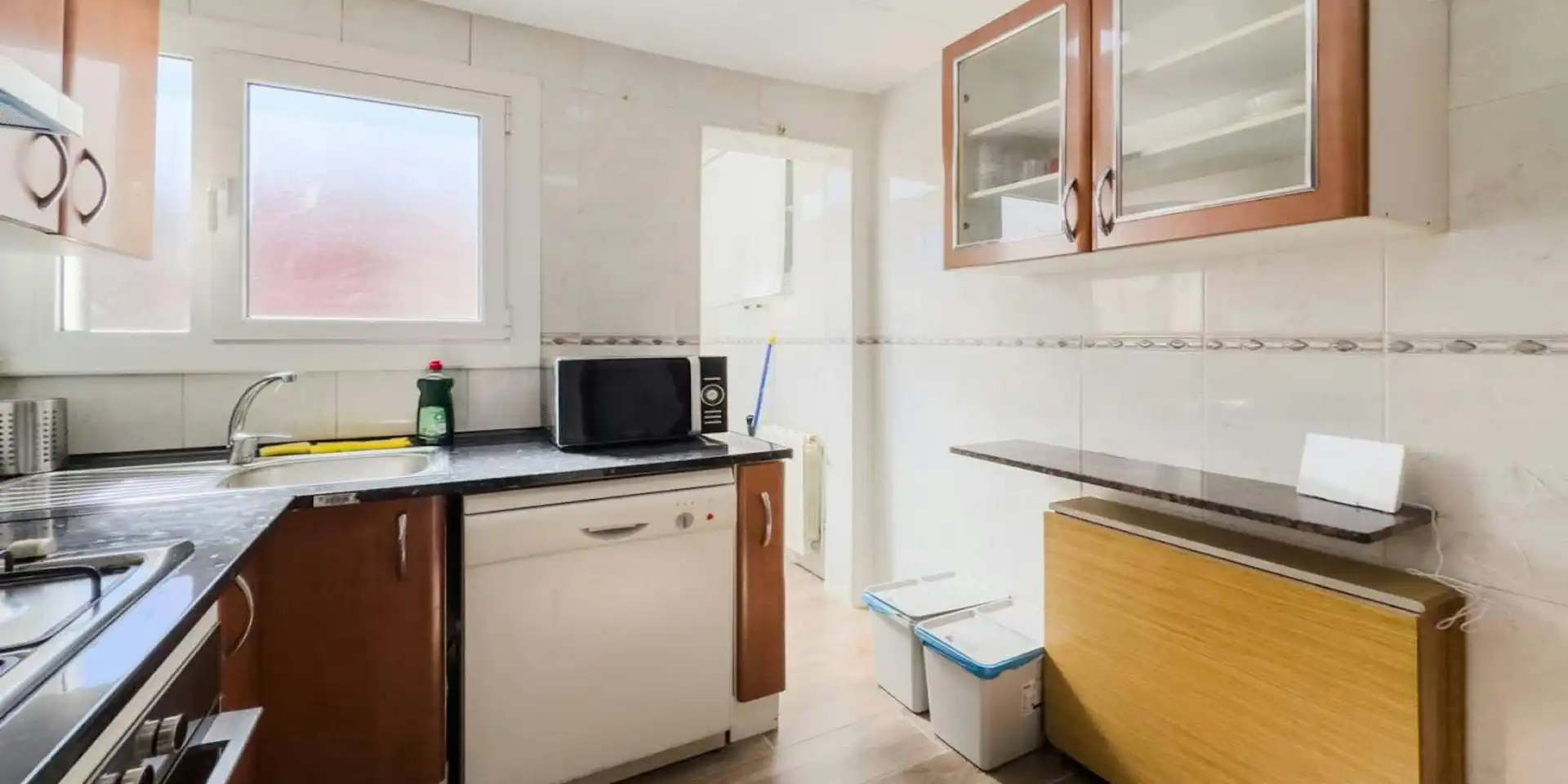 Cocina de Piso para compartir en Barcelona con Amueblado y Lavadora