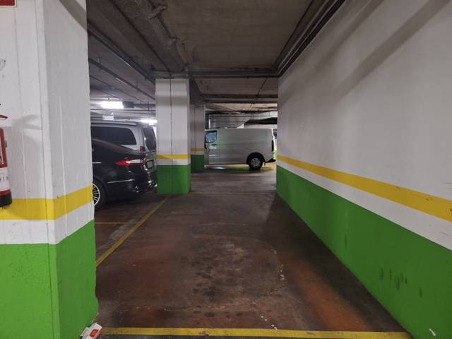 Garaje en Venta en Barcelona - Gran Via de las Corts Catalanes en La Marina del Port