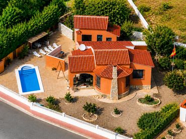 Villa avec piscine à vendre à Pueblo - Urbanizaciones