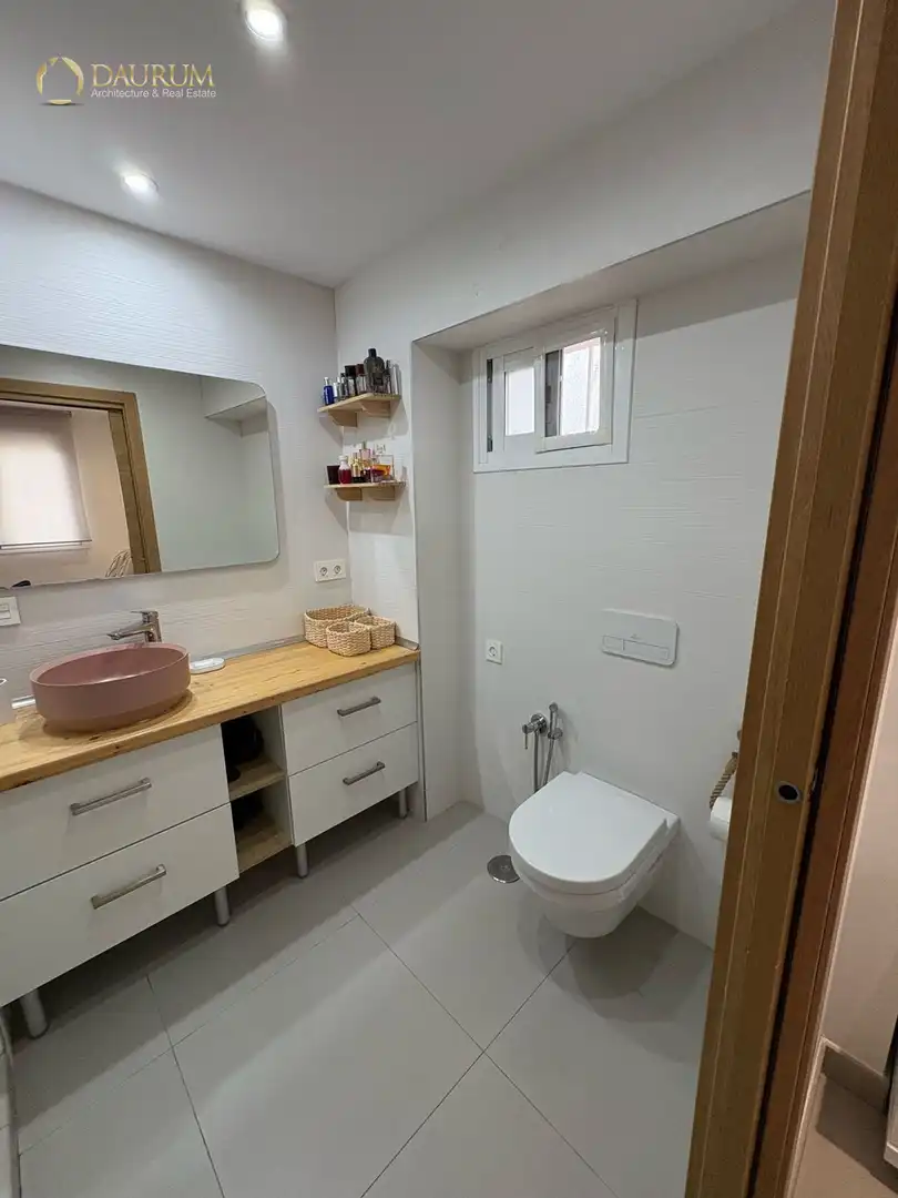 Badezimmer von Wohnung zum Verkauf in Marbella mit Klimaanlage, Heizung und Terrasse