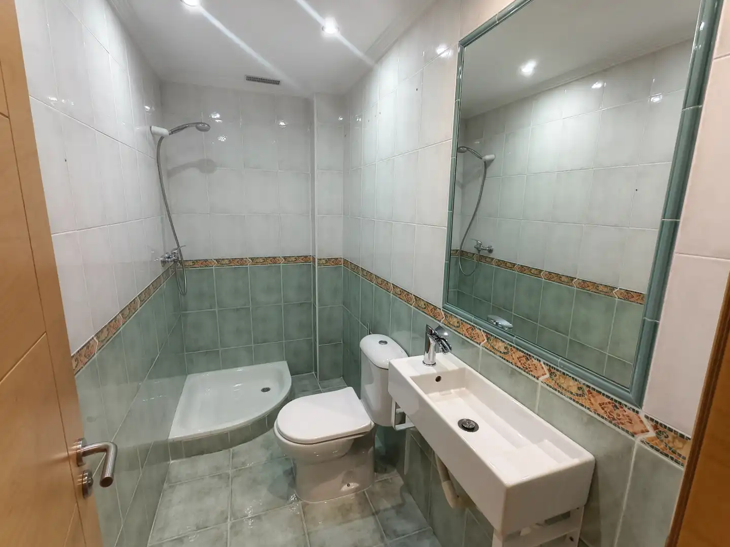 Baño de Casa o chalet en venta en Valladolid con Calefacción, Jardín privado y Horno