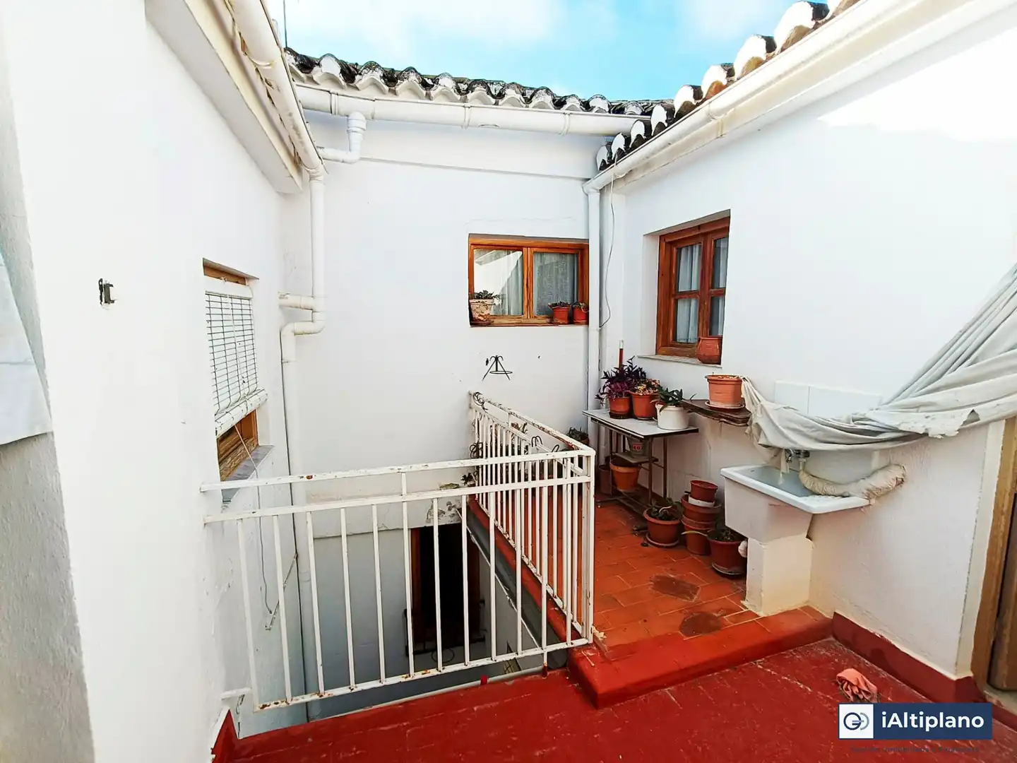 Casa pareada con terraza en venta en Baza, imagen 4