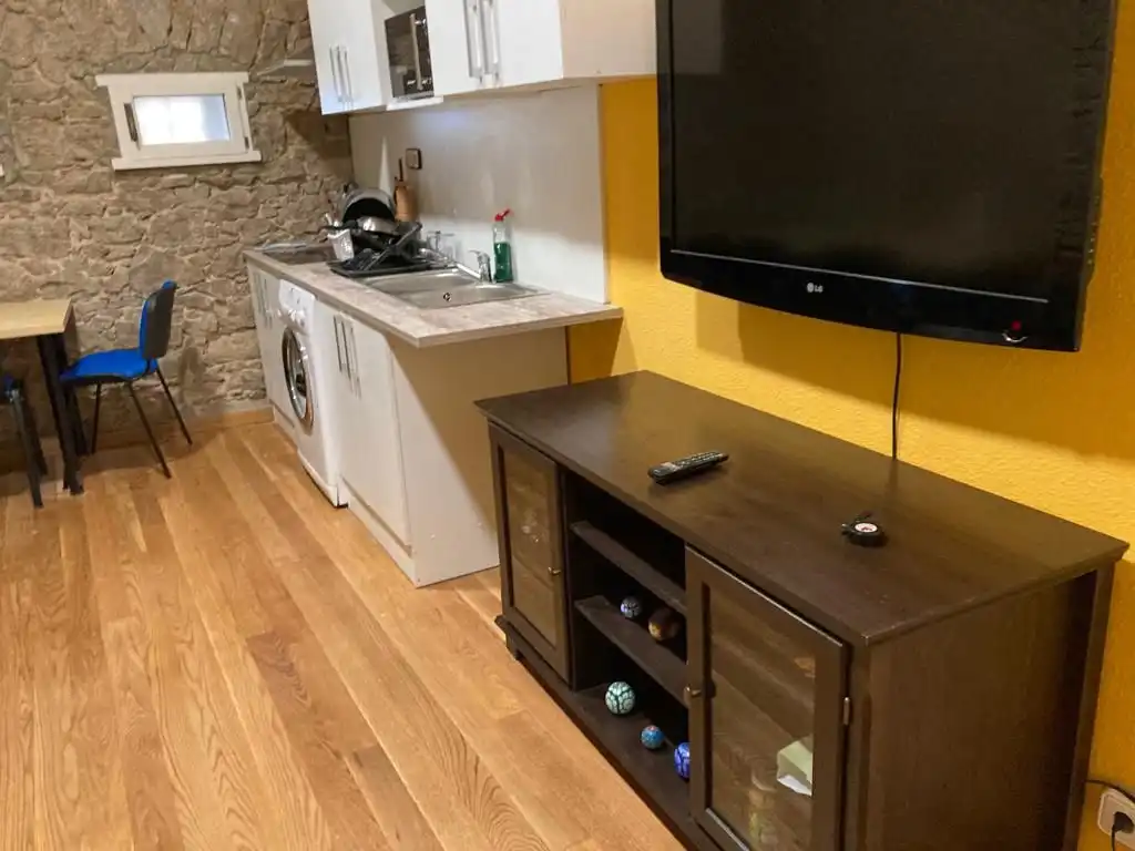 Flat for rent in Calle de la Cámara, Centro