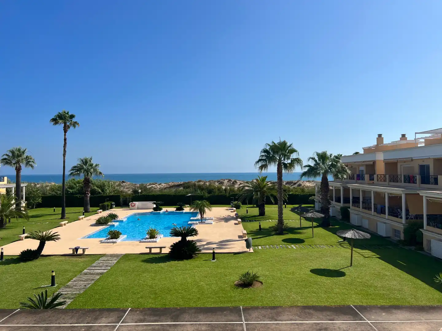 Swimming pool of Attic for rent in Oliva  with Air Conditioner, Terrace and Furnished