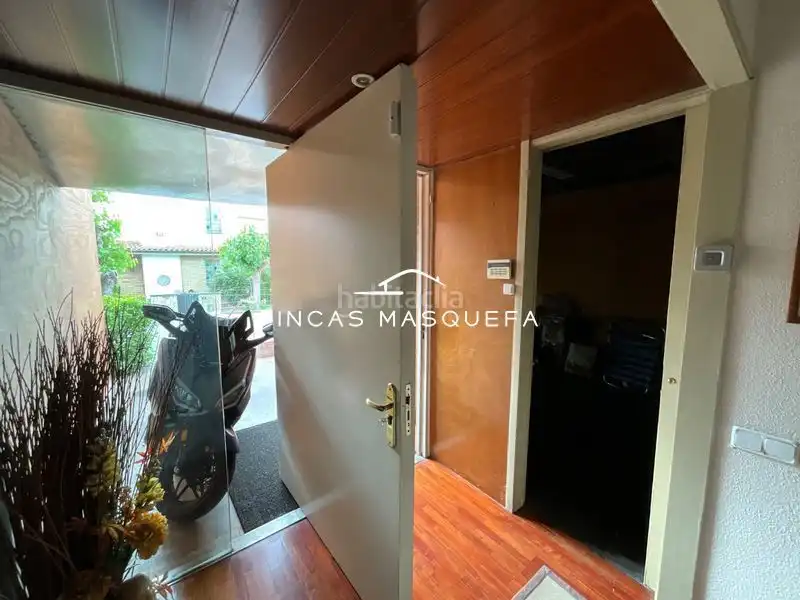 Casa amb jardí en venda a Sant Esteve Sesrovires, imagen 9