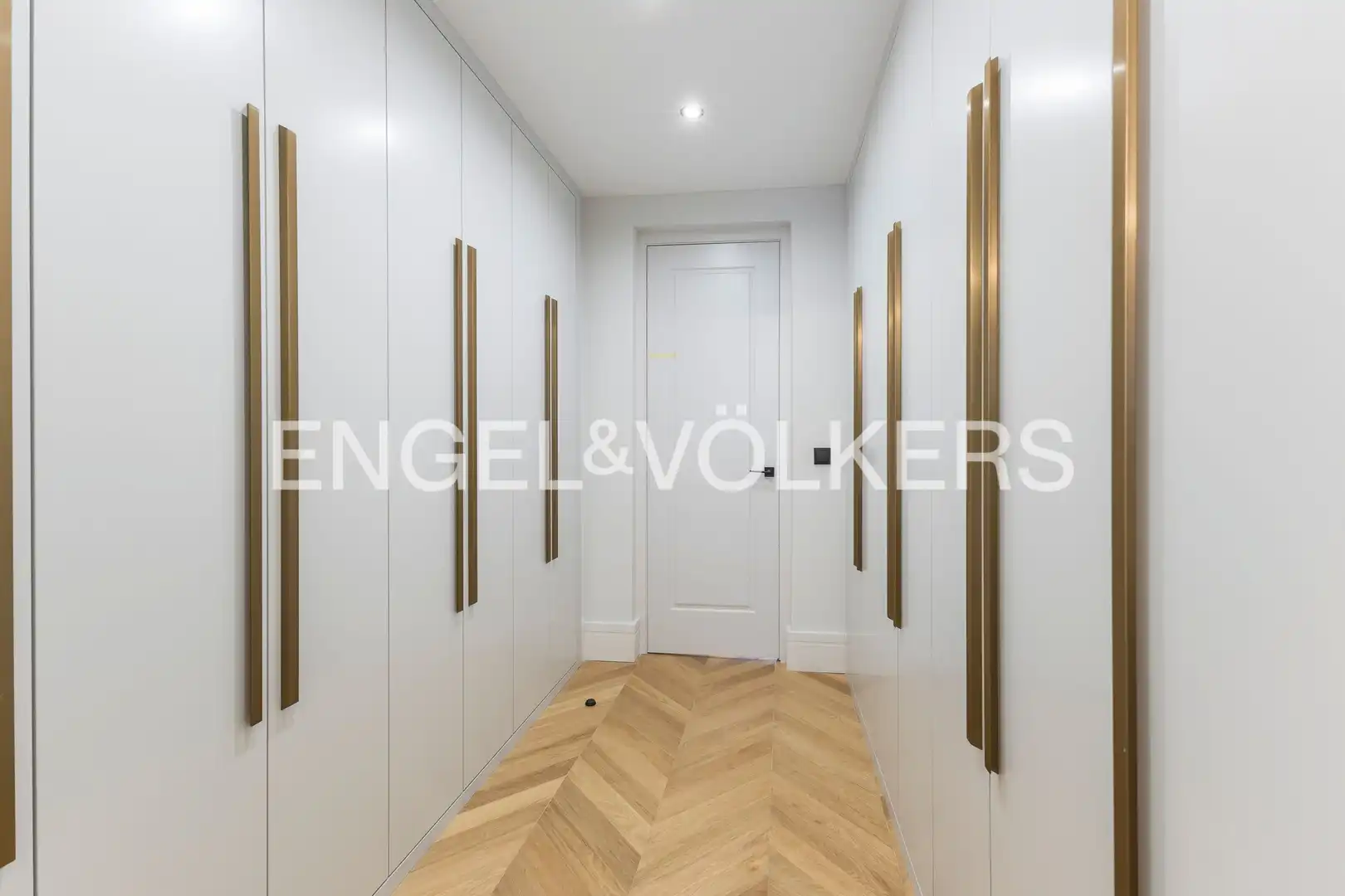 Flat for sale in Madrid  with Air Conditioner, Heating and Parquet flooring