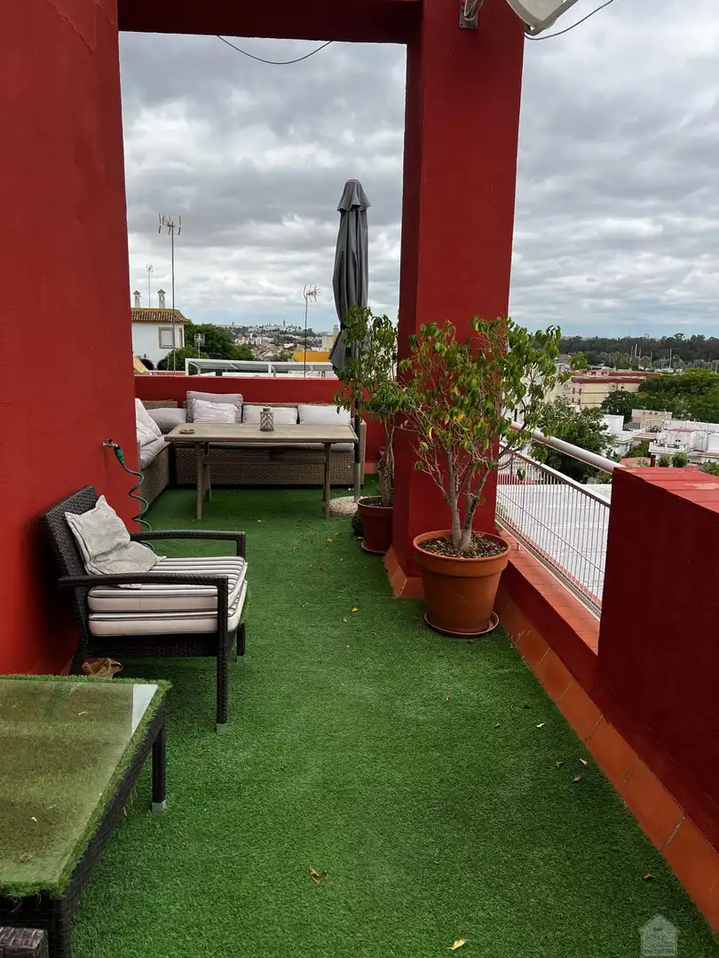 Attic for rent in Gelves