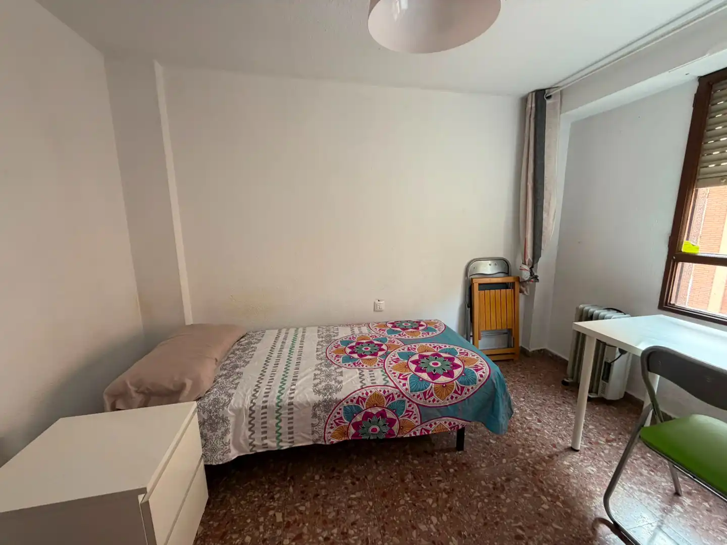 Habitación de Piso en venta en Burjassot con Balcón