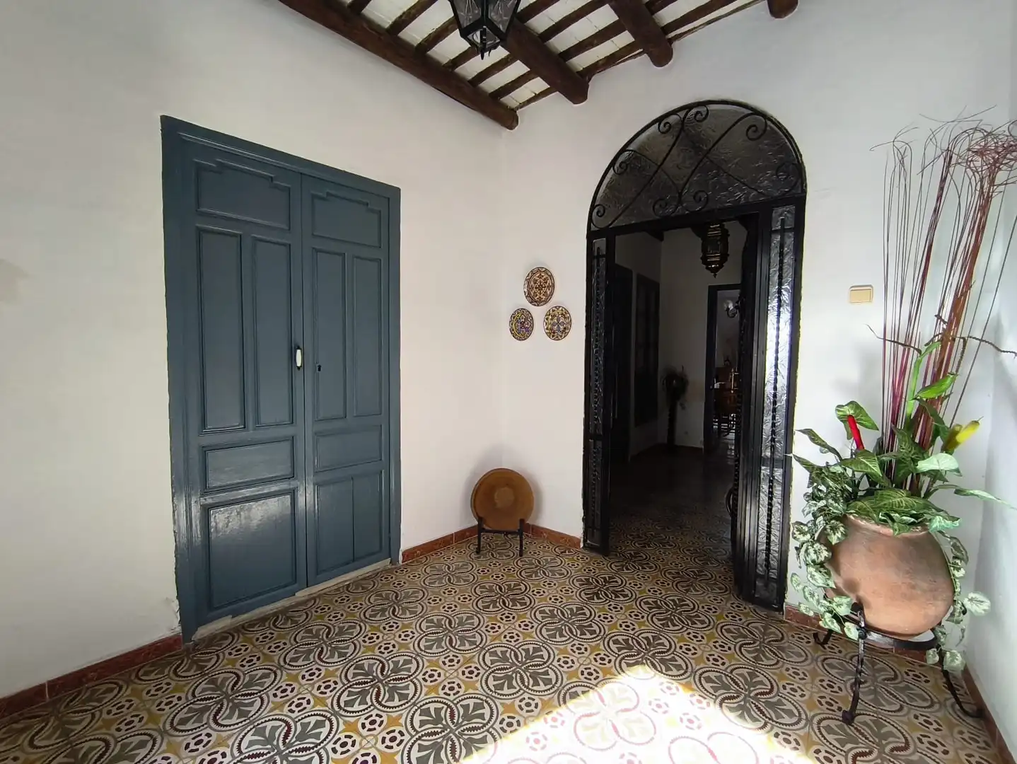 House with terrace for sale in Calle Daoiz 3