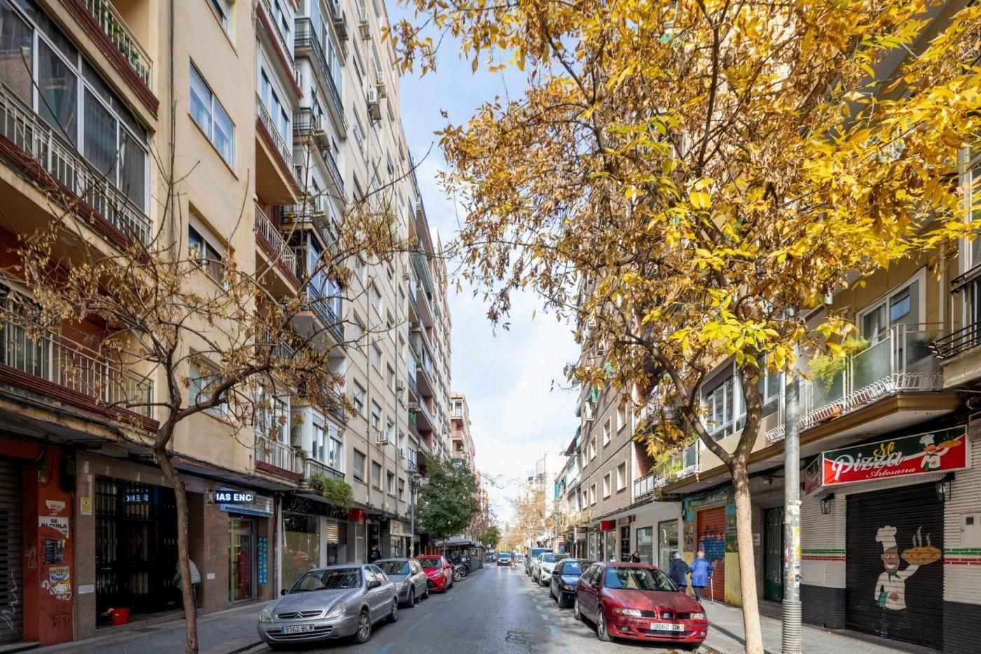 Exterior view of Flat for sale in  Granada Capital  with Balcony