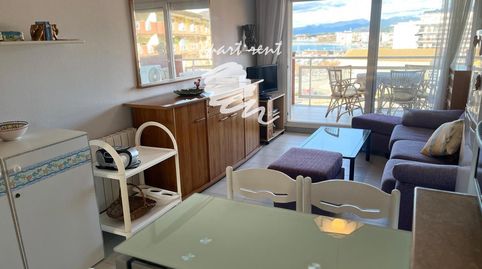 PORT ROSES  Acogedor apartamento de dos dormitorios con terraza, vistas al mar y parking exterior opcional, imatge 3