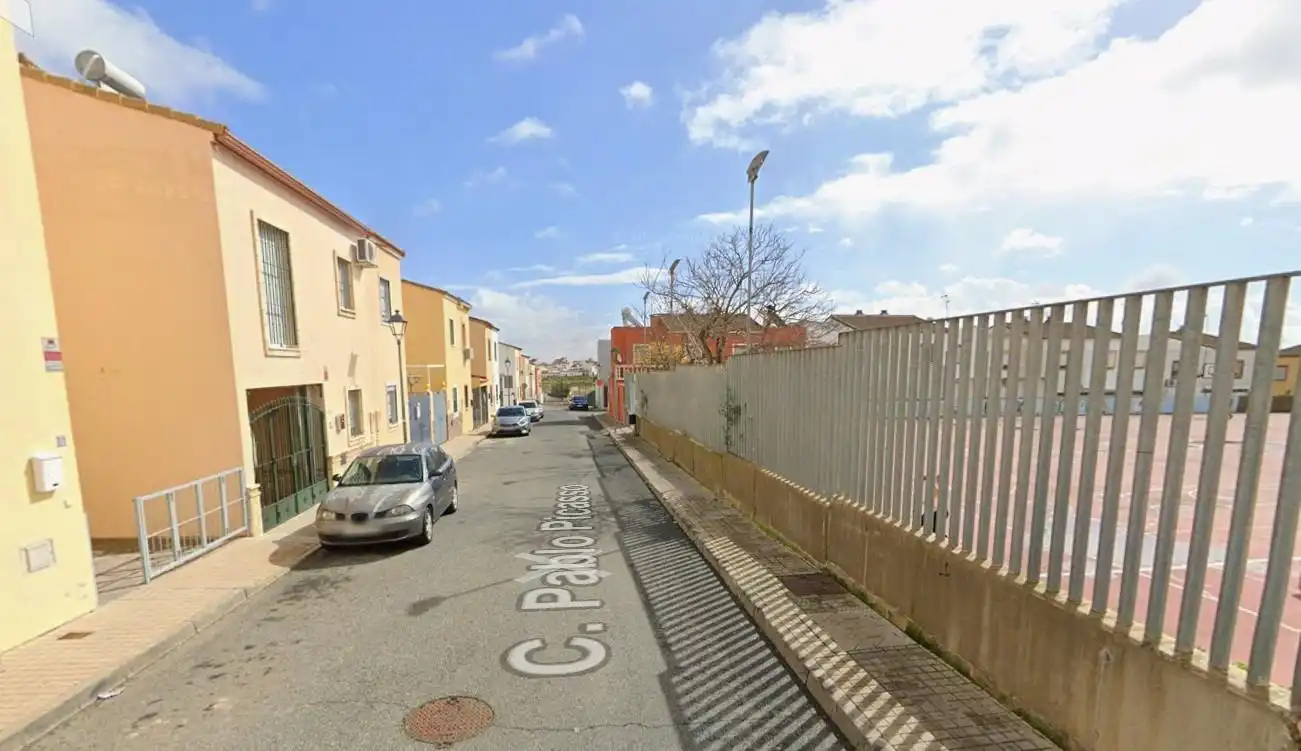 Casa amb jardí en venda a PABLO RUIZ PICASSO