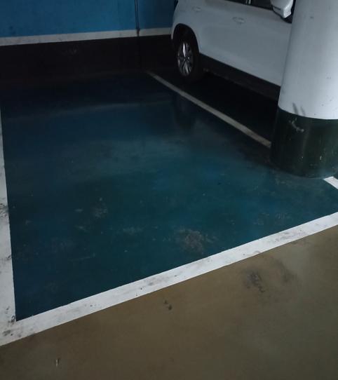 Foto 2 de Garatge en venda a Calle de Miguel Hernández, 39x, Canyelles, Barcelona