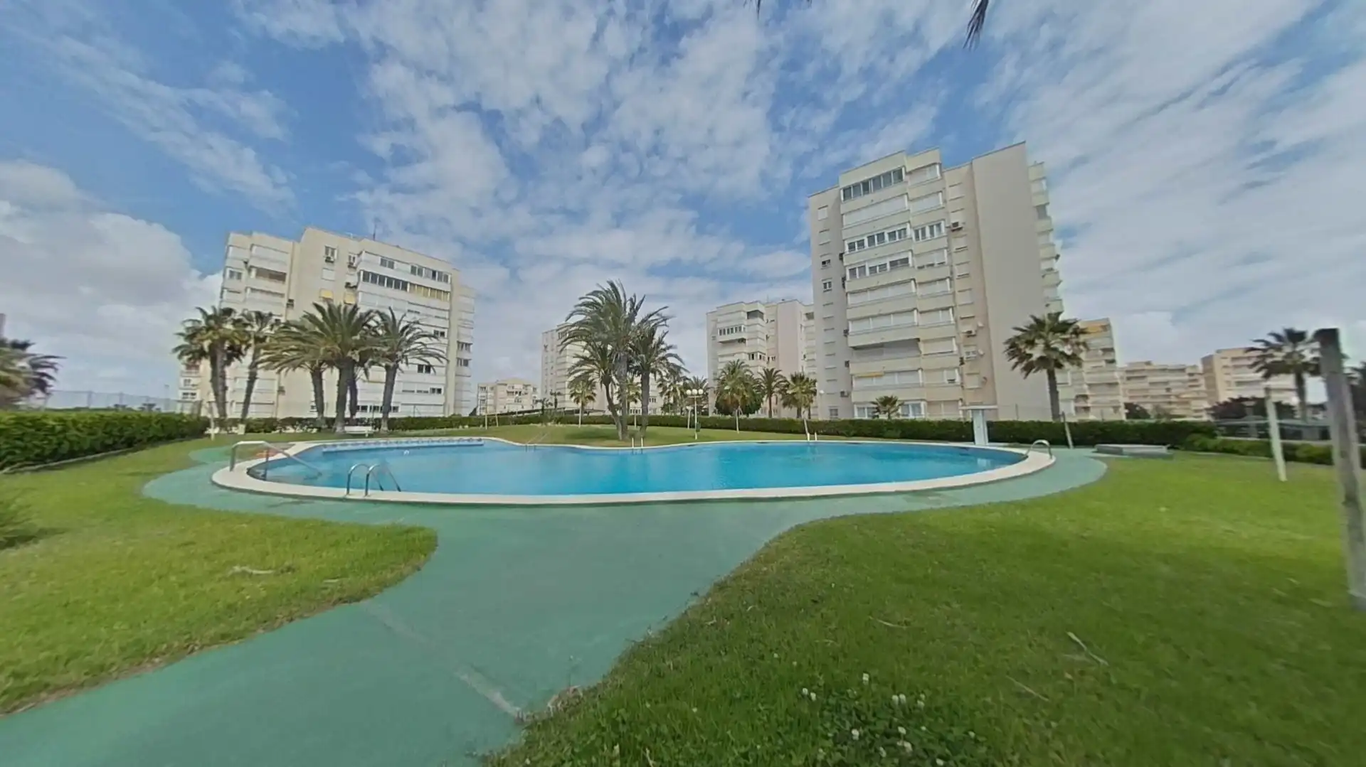 Piscina de Apartament en venda en Alicante / Alacant amb Piscina