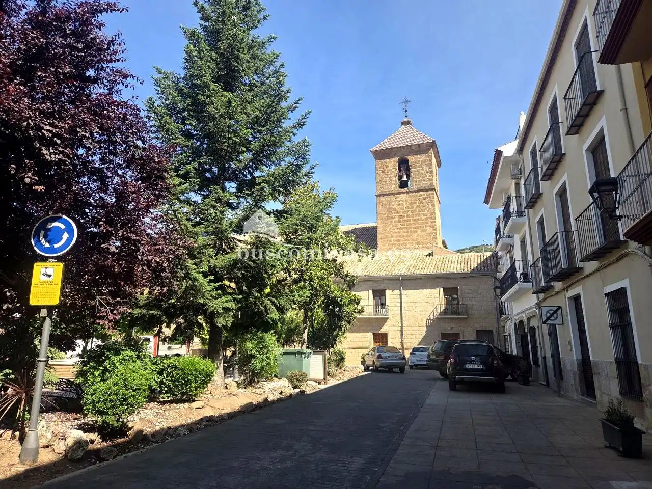 Außenansicht von Wohnung zum Verkauf in Valdepeñas de Jaén mit Balkon