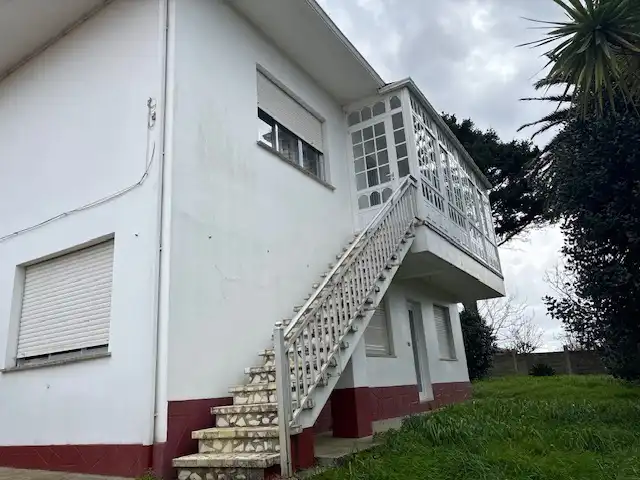 Vista exterior de Casa o chalet en venta en Narón con Parquet, Trastero y Amueblado