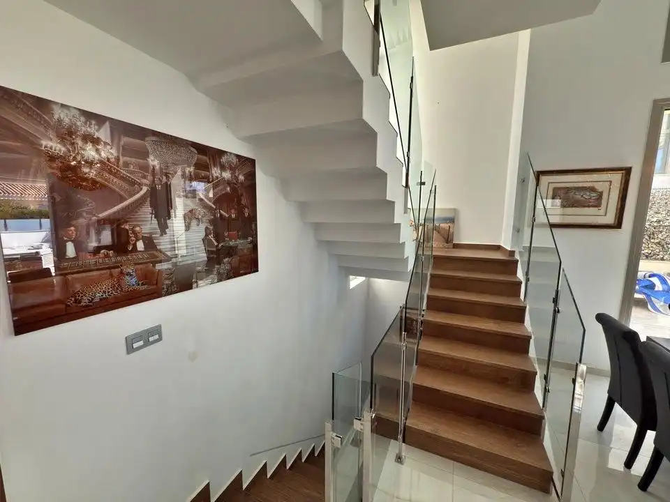 Casa o xalet en venda en Orihuela amb Aire condicionat, Calefacció i Jardí privat