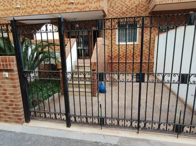 Vista exterior de Pis en venda en Oropesa del Mar / Orpesa amb Aire condicionat i Terrassa
