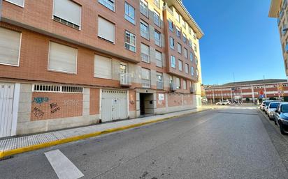 Vista exterior de Dúplex en venda en Ponferrada amb Aire condicionat, Calefacció i Terrassa