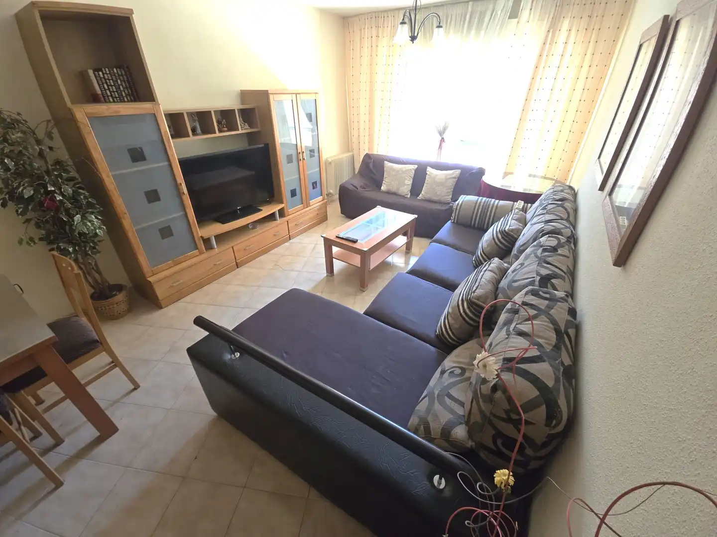 Living room of Flat for rent in Cáceres  with Heating, Terrace and Furnished