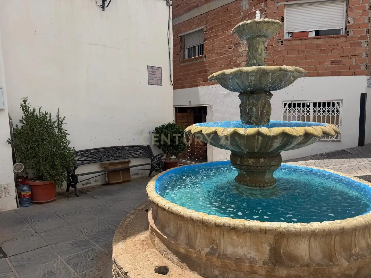 Casa adosada en venda en Otívar amb Traster i Rentadora