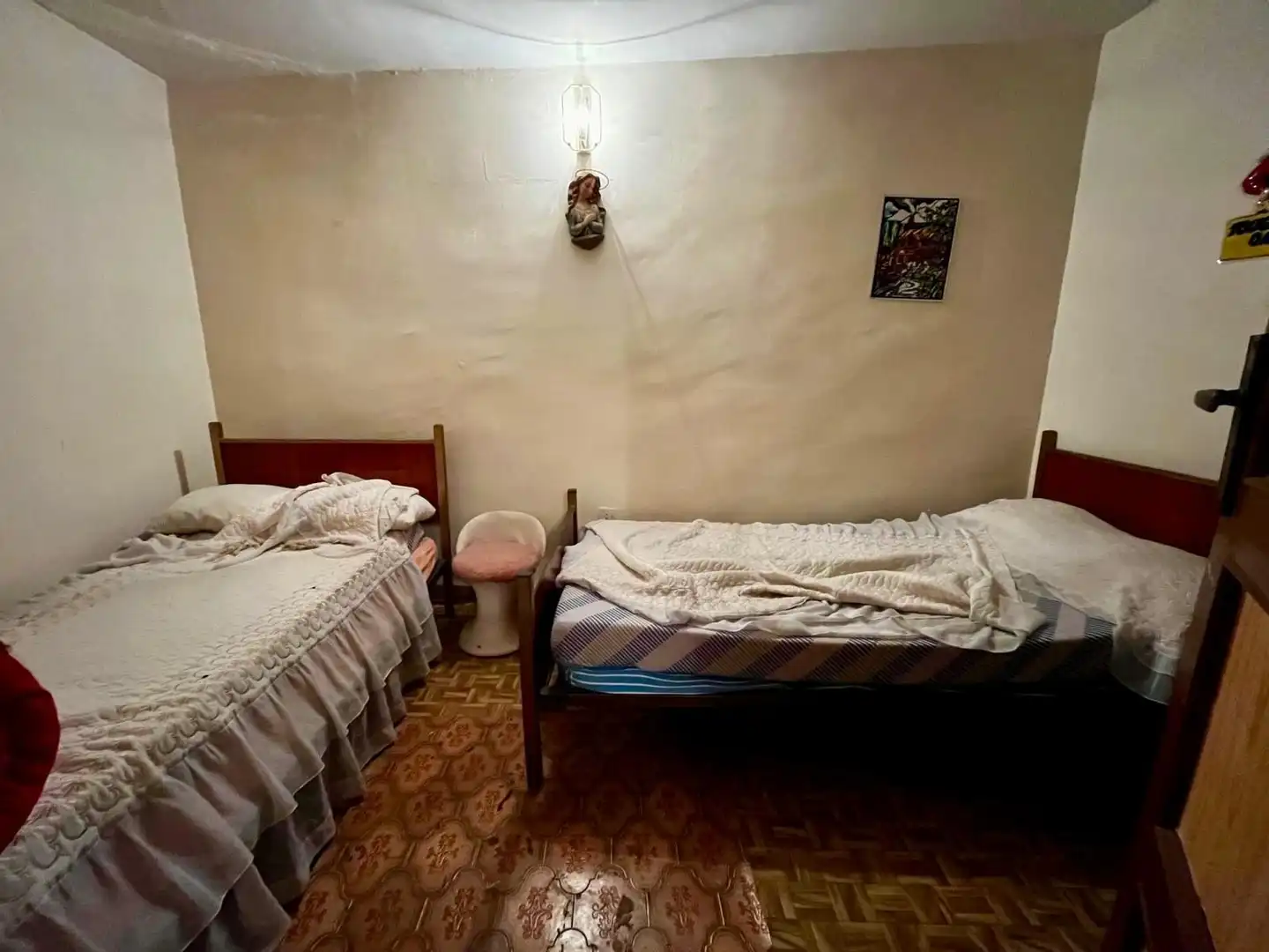 Habitación de Casa adosada en venta en Pinilla del Valle con Calefacción, Jardín privado y Trastero
