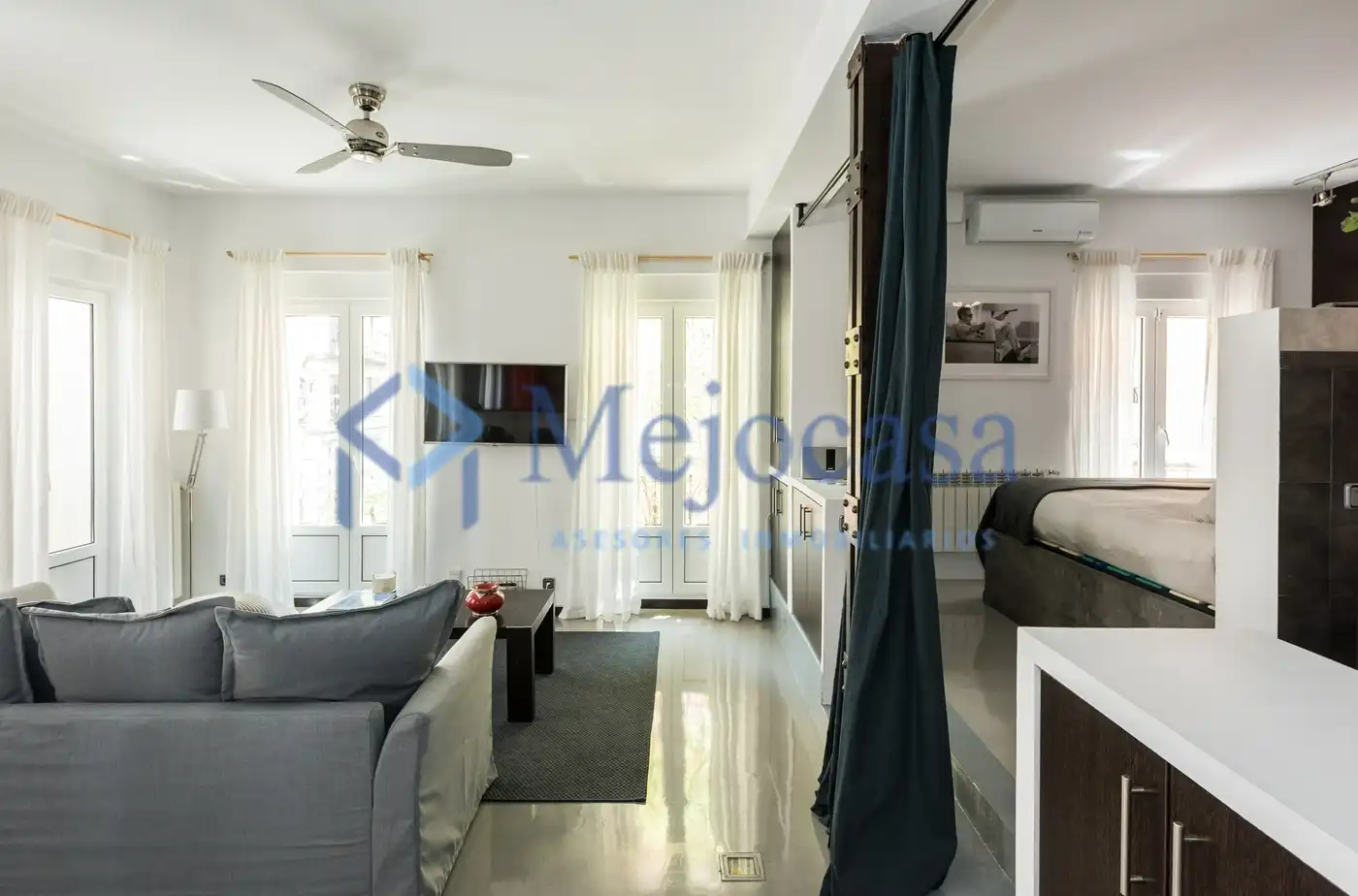 Flat with terrace for sale in Calle de la Esperanza, imagen 7