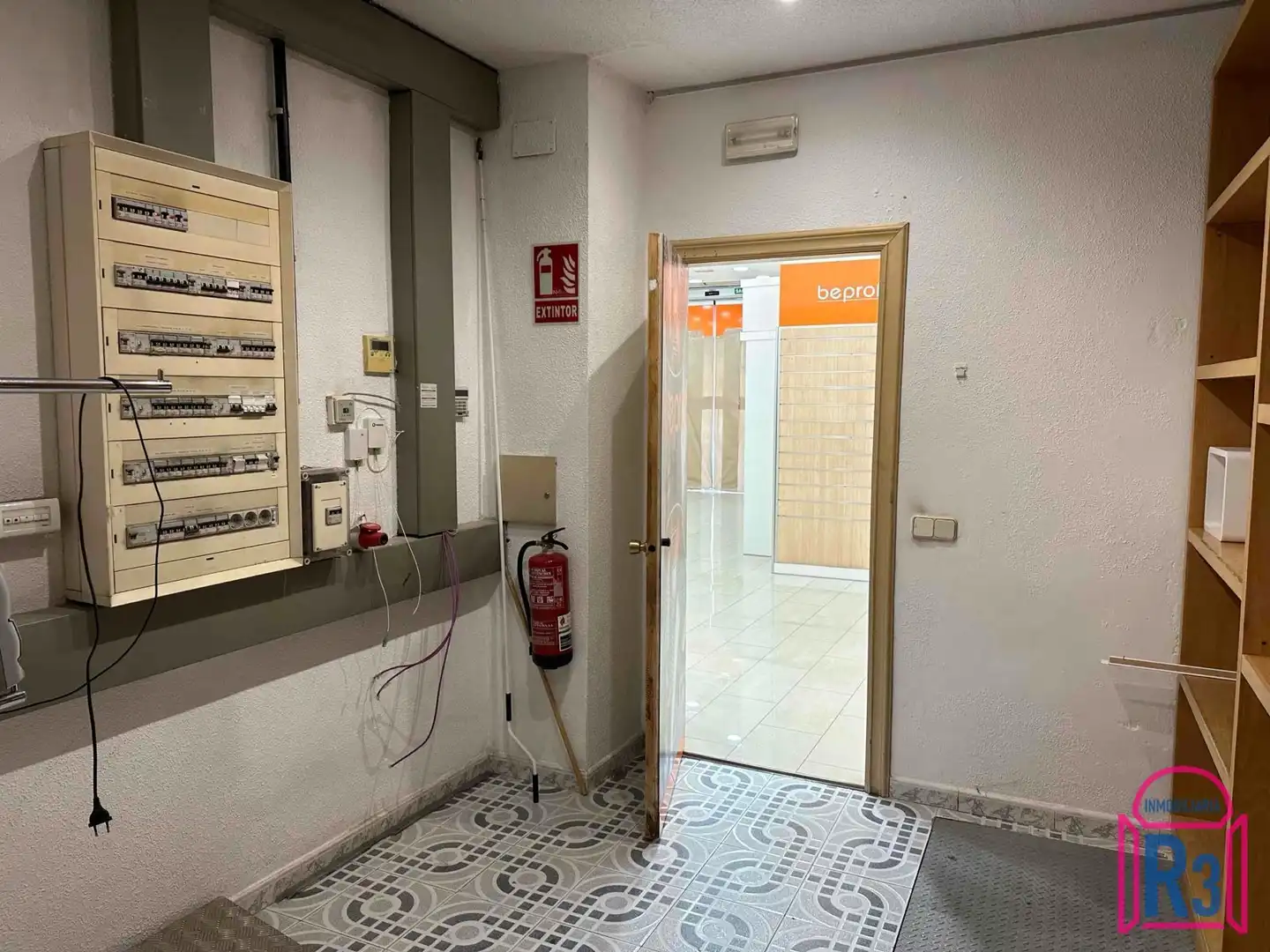 Business premises to rent in Guardia Civil - fachada a Plaza de La Pícara Justina, imagen 13