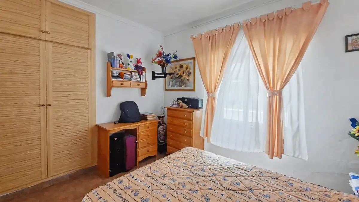 Bedroom of Houses for sale in Oliva  with Air Conditioner, Heating and Private garden