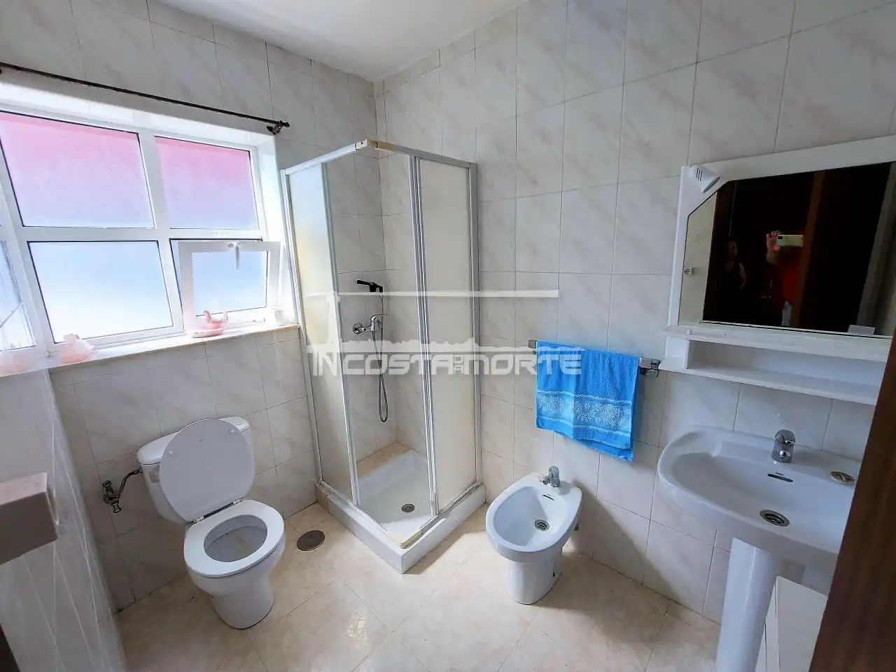 Baño de Casa adosada en venta en Camariñas con Trastero y Amueblado