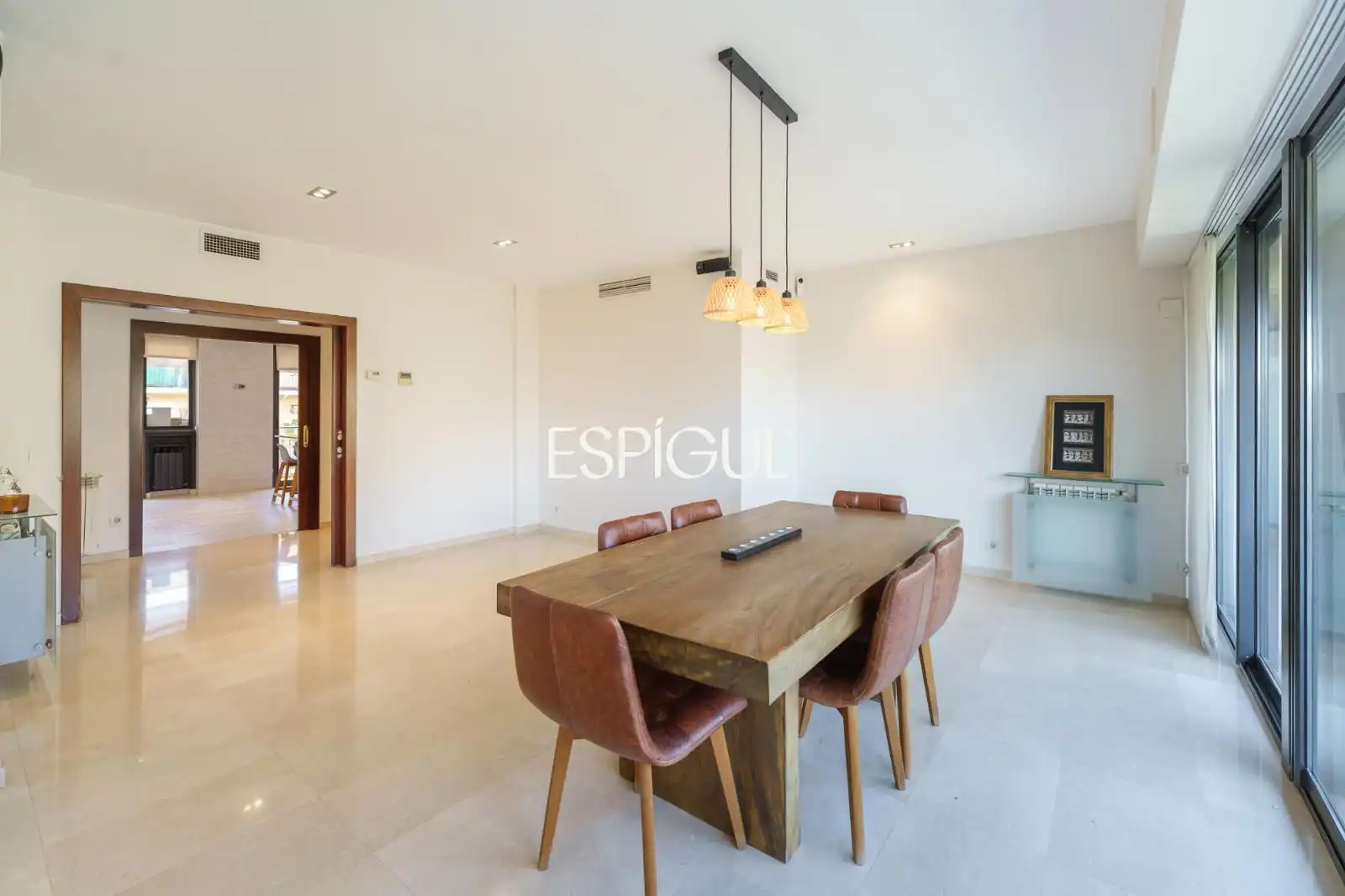 Comedor de Piso de alquiler en Barcelona con Aire acondicionado, Calefacción y Terraza