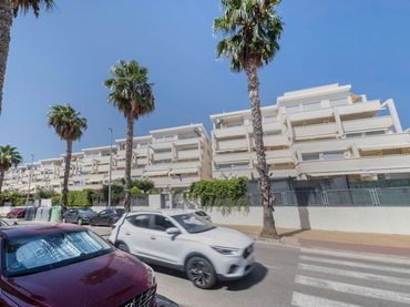 Apartament amb piscina en venda a Cm Llavador