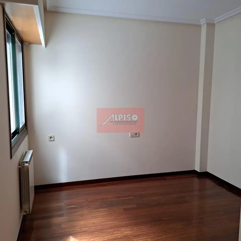 Dúplex en venta en Ourense Capital  con Calefacción y Parquet