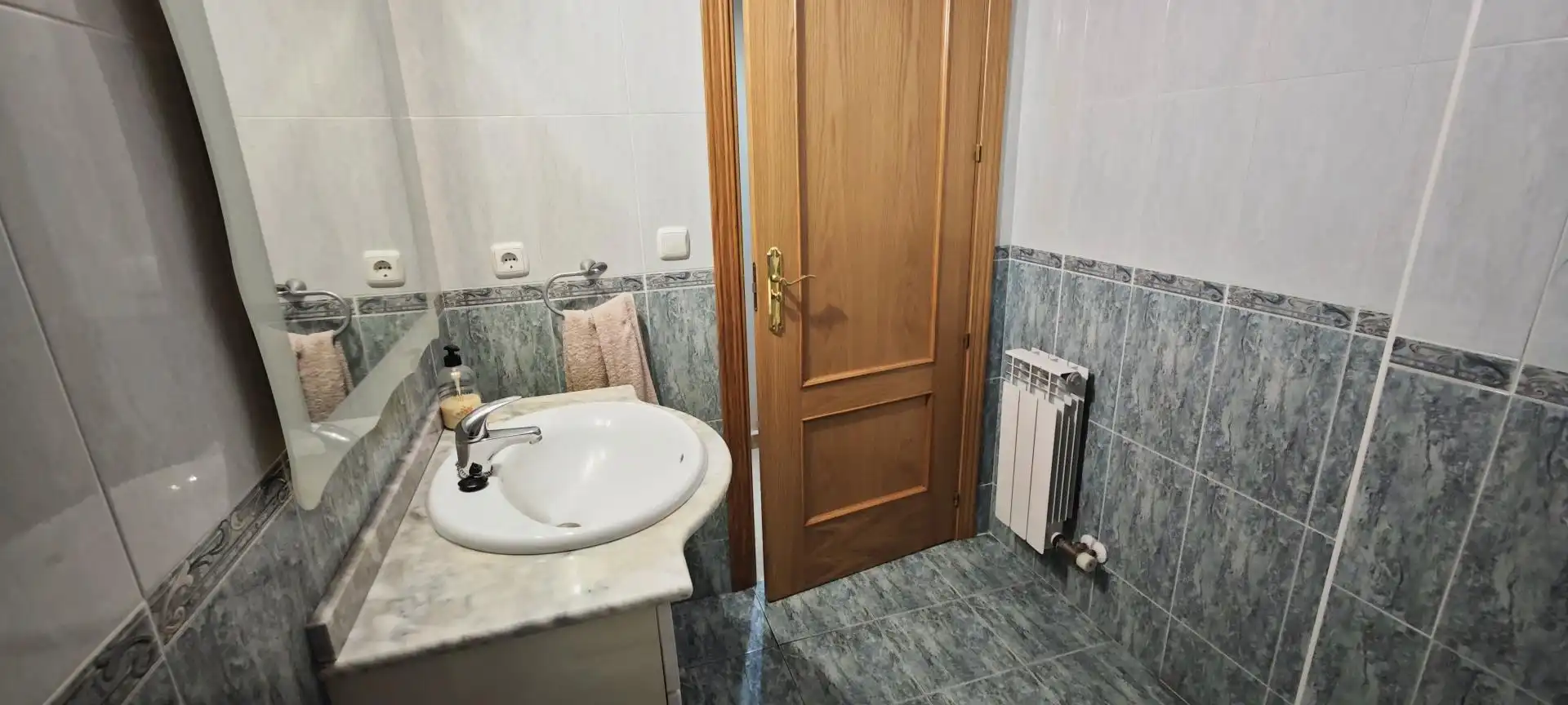 Baño de Piso en venta en Salou con Aire acondicionado, Calefacción y Terraza