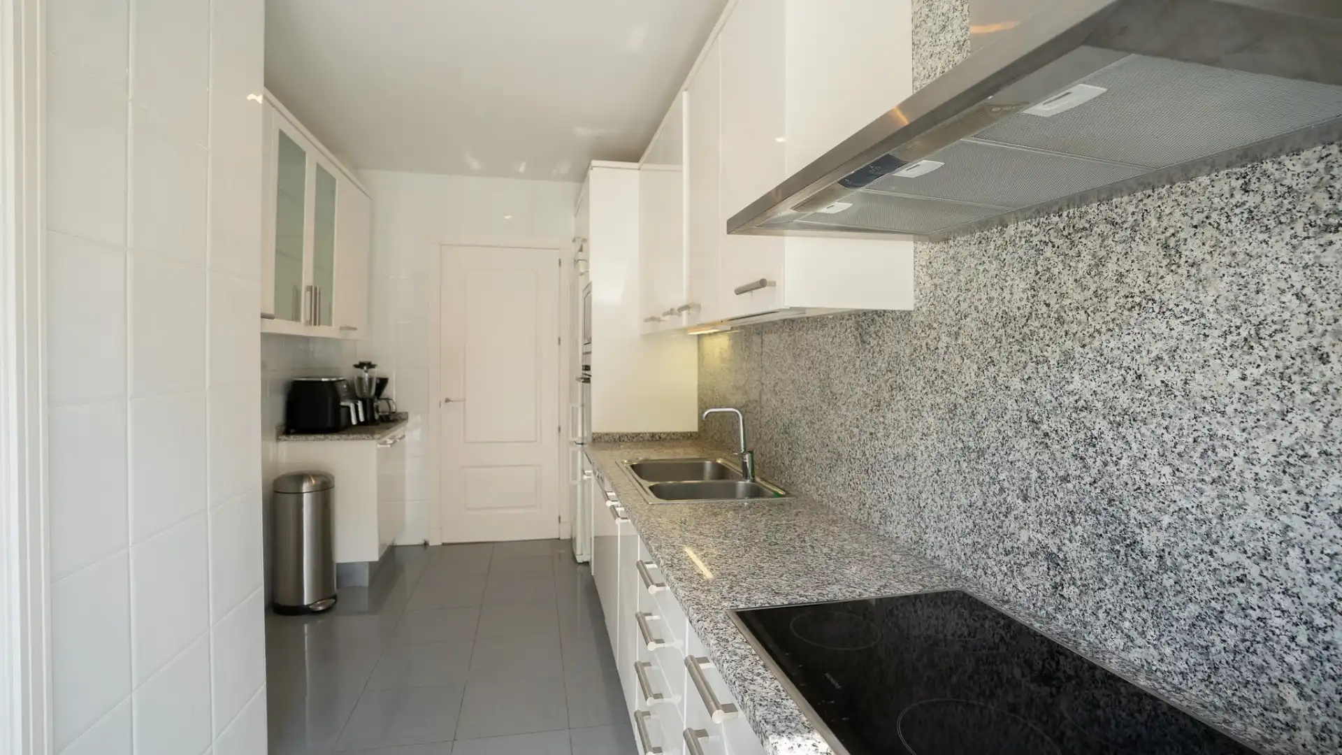 Ground floor for rent in Las Brisas