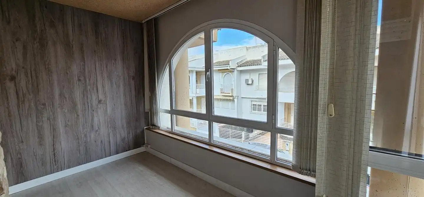 Casa adosada en venta en Calle MEDIO AMBIENTE, Maracena