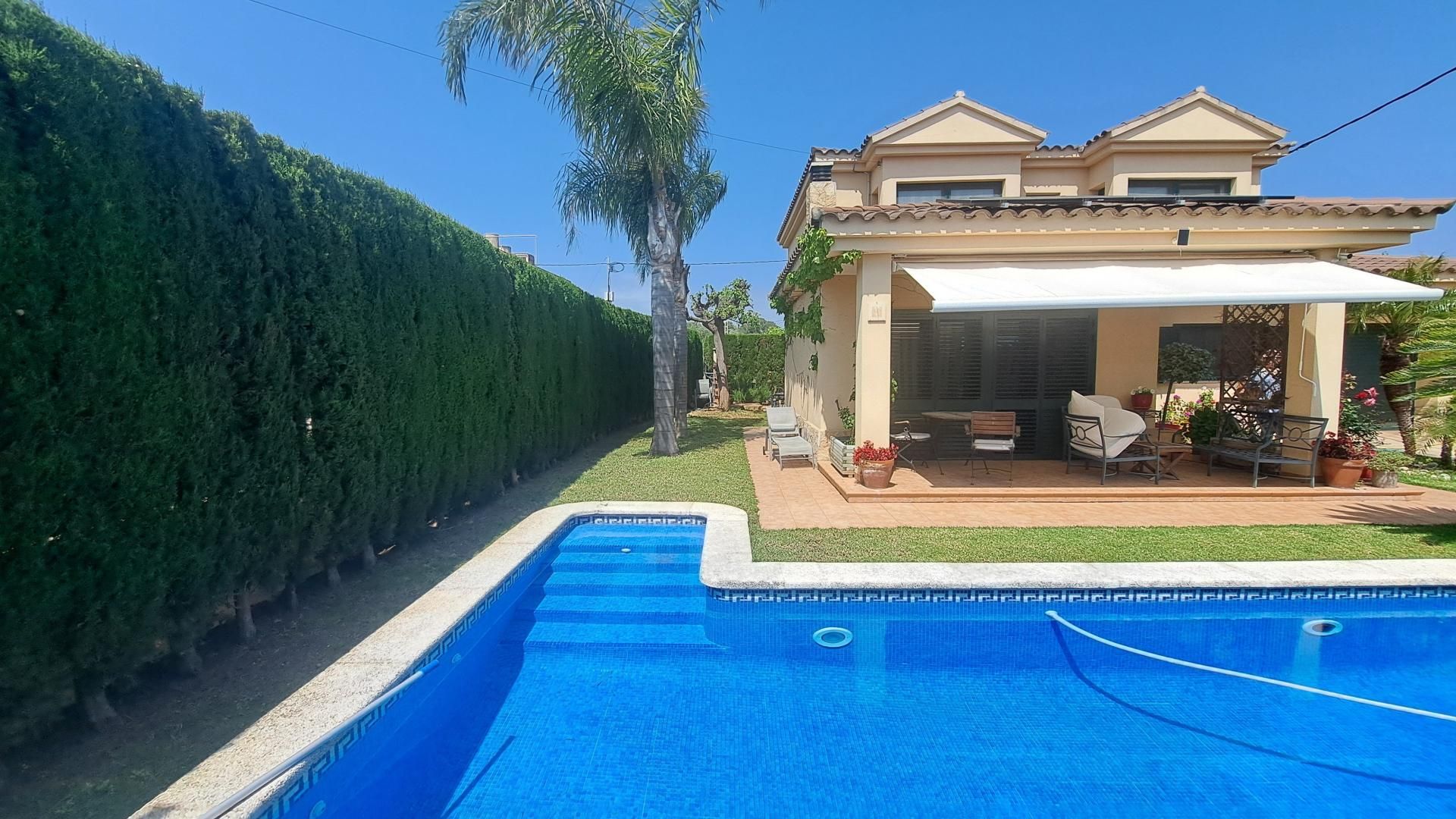 Garden of House or chalet for sale in Vinaròs  with Heating and Swimming Pool