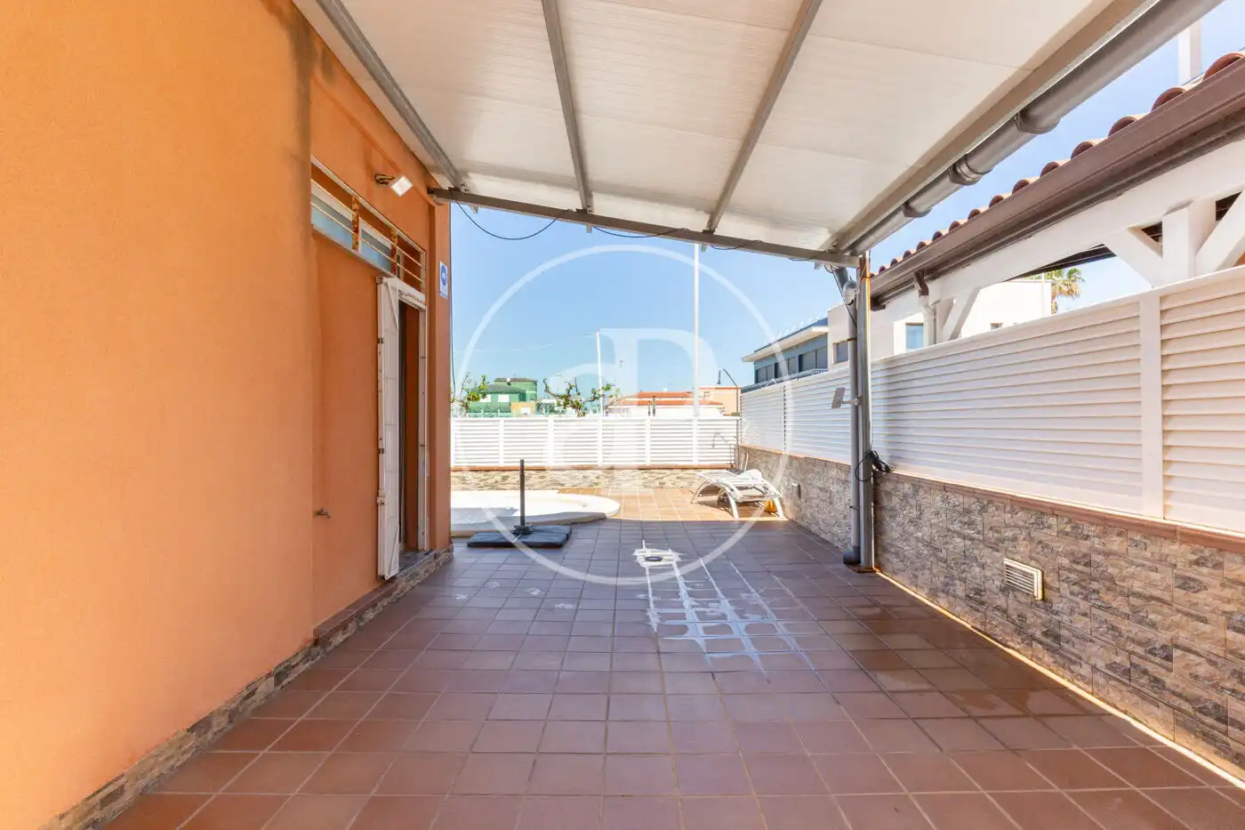 Vista exterior de Casa adosada en venta en Burriana / Borriana con Aire acondicionado, Calefacción y Jardín privado