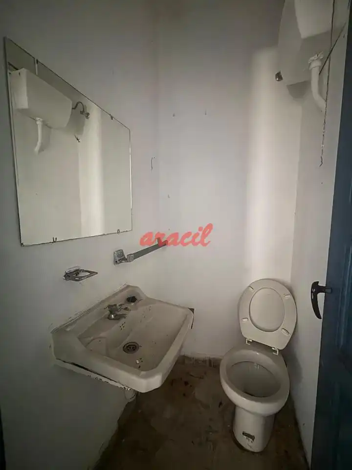 Baño de Casa o chalet en venta en Ourense Capital  con Calefacción, Jardín privado y Trastero