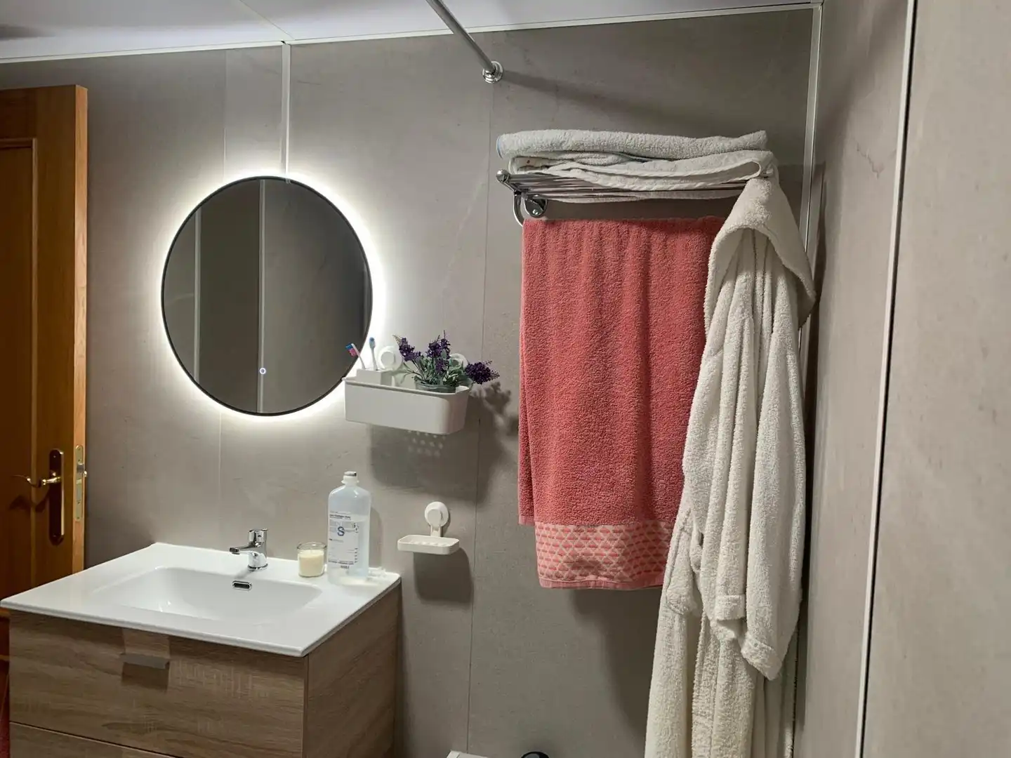 Baño de Casa adosada en venta en Zaragoza con Calefacción, Jardín privado y Terraza