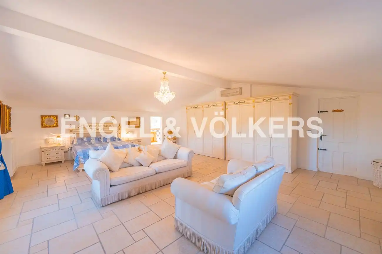 Living room of Houses for sale in Aigües  with Air Conditioner, Private garden and Terrace